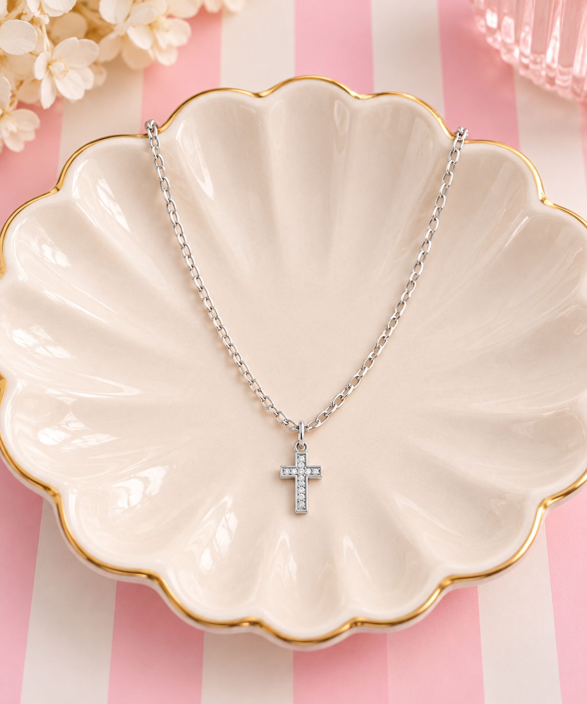 ✨ Crystal Cross Pendant Necklace ✨